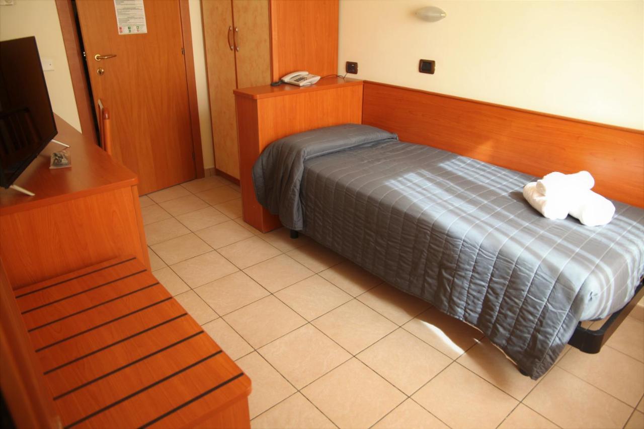 Hotel Villa Maria تْشيزيناتيكو المظهر الخارجي الصورة