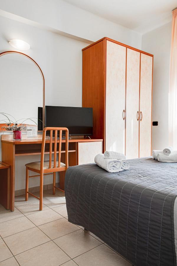 Hotel Villa Maria تْشيزيناتيكو المظهر الخارجي الصورة